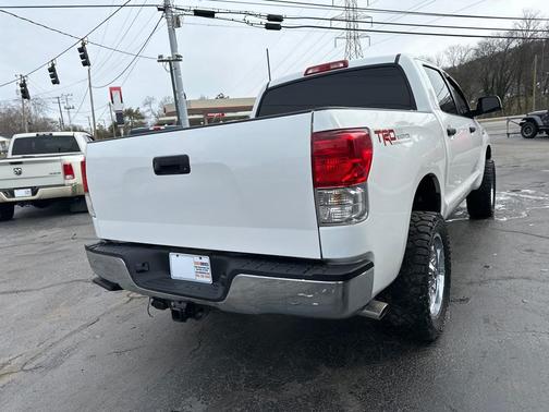 2011 Toyota Tundra Grade