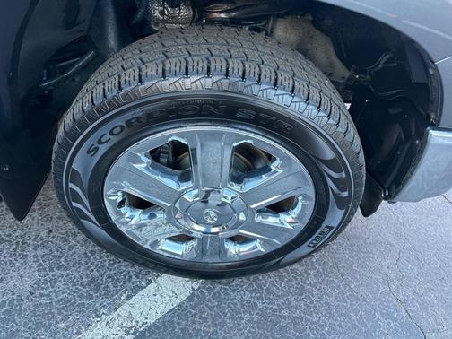 2014 Toyota Tundra Platinum