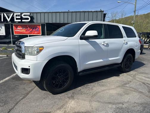 Super White 2009 Toyota Sequoia SR5