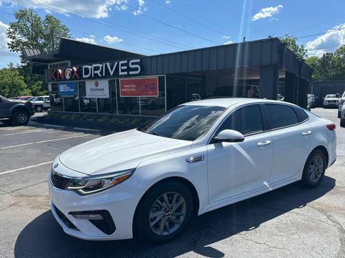 Snow White Pearl 2019 Kia Optima LX