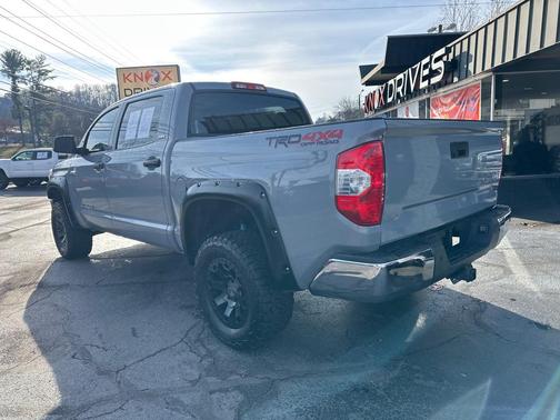 2018 Toyota Tundra SR5