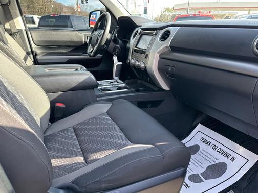 2018 Toyota Tundra SR5