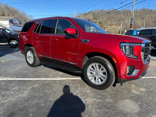 2021 GMC Yukon SLT