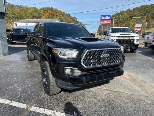 2019 Toyota Tacoma DOUBLE CAB
