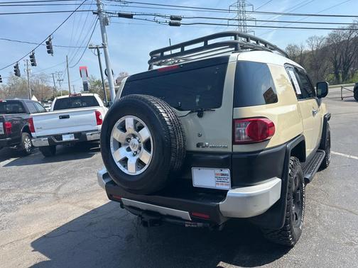 2008 Toyota FJ Cruiser Base