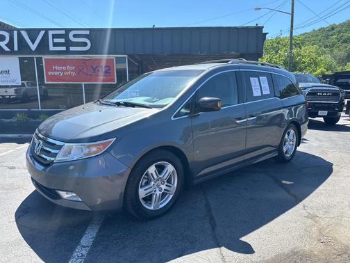 Polished Metal Metallic 2011 Honda Odyssey Touring