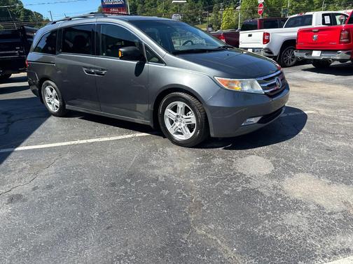 Polished Metal Metallic 2011 Honda Odyssey Touring