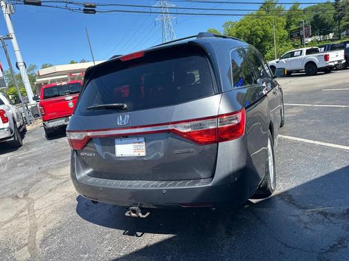 Polished Metal Metallic 2011 Honda Odyssey Touring