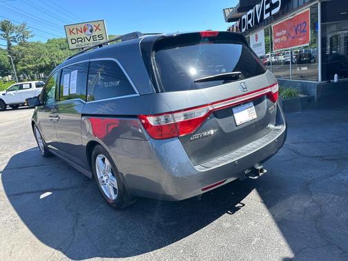 Polished Metal Metallic 2011 Honda Odyssey Touring