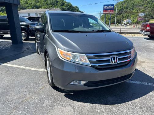 Polished Metal Metallic 2011 Honda Odyssey Touring