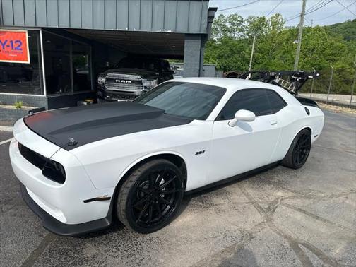 2012 Dodge Challenger SRT8 392