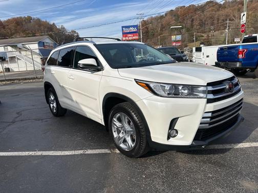 2017 Toyota Highlander Limited
