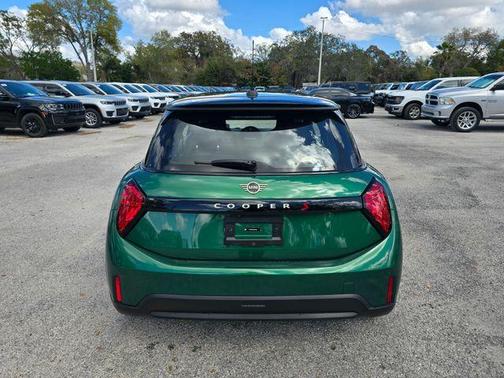 British Racing Green 2025 MINI Hardtop S