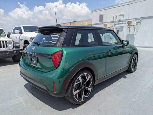 British Racing Green 2025 MINI Hardtop S