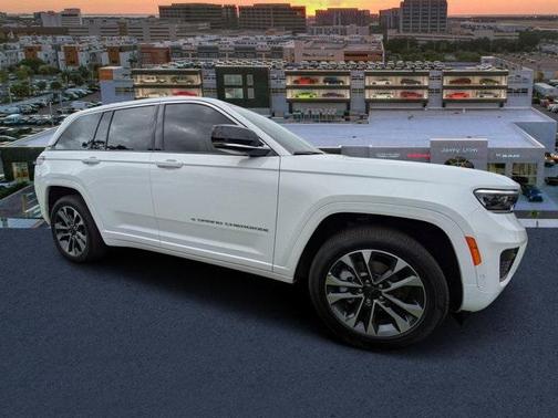 2025 Jeep Grand Cherokee Overland