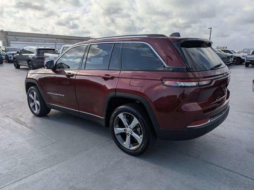 Velvet Red Pearlcoat 2022 Jeep Grand Cherokee Limited