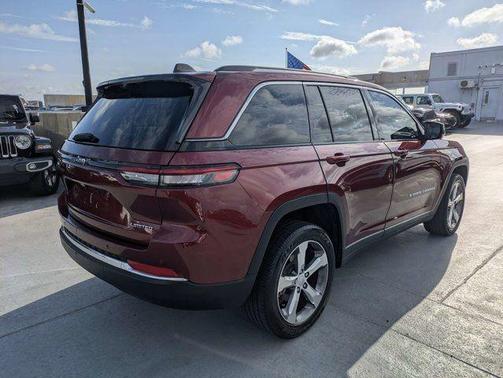 Velvet Red Pearlcoat 2022 Jeep Grand Cherokee Limited