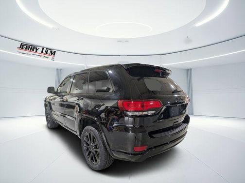 2017 Jeep Grand Cherokee Altitude