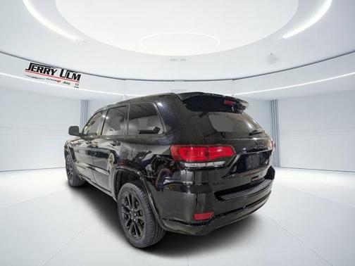 2017 Jeep Grand Cherokee Altitude