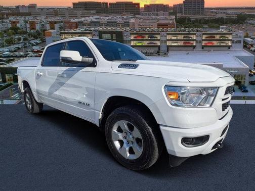 Bright White Clearcoat 2023 RAM 1500 Big Horn