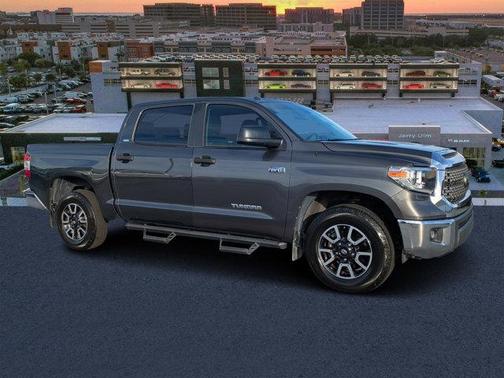 2018 Toyota Tundra SR5