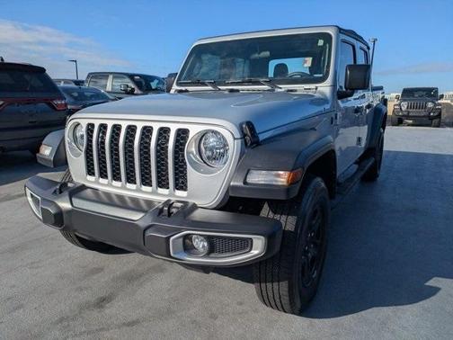 2023 Jeep Gladiator Sport