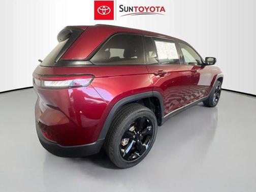 2023 Jeep Grand Cherokee Altitude 4x4