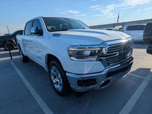 2020 RAM 1500 Laramie Crew Cab 4x4 57' Box