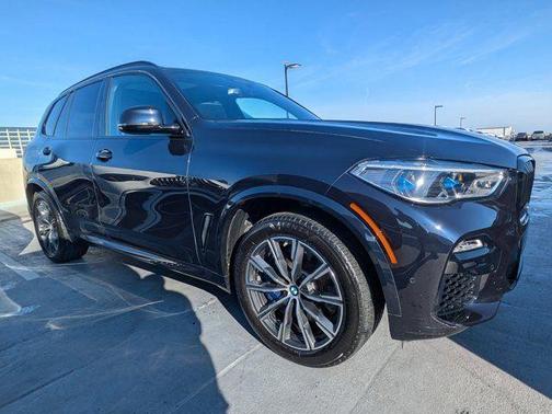 2021 BMW X5 M50i