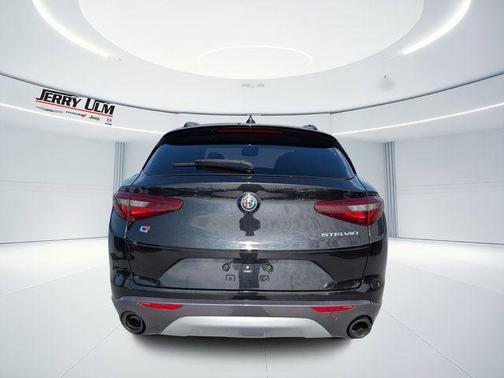 2022 Alfa Romeo Stelvio Ti