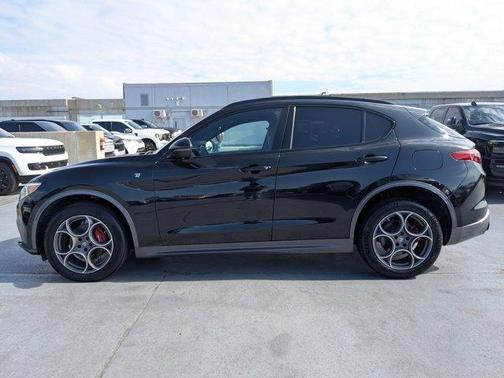 2022 Alfa Romeo Stelvio Ti