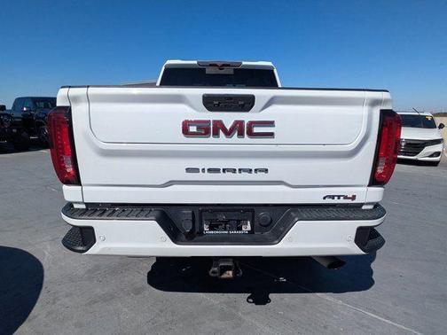 2021 GMC Sierra 2500 AT4