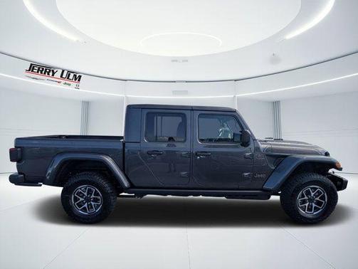 Granite Crystal Clearcoat Metallic 2026 Jeep Gladiator Shadow Ops