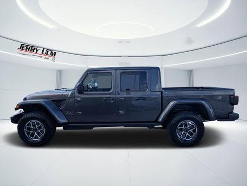 Granite Crystal Clearcoat Metallic 2026 Jeep Gladiator Shadow Ops