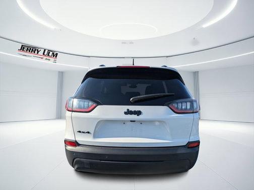 2023 Jeep Cherokee Altitude Lux