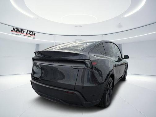 2026 Tesla Model Y PREMIUM