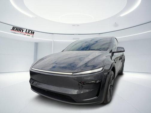 2026 Tesla Model Y PREMIUM