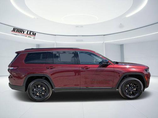 Velvet Red Pearlcoat 2026 Jeep Grand Cherokee L Laredo