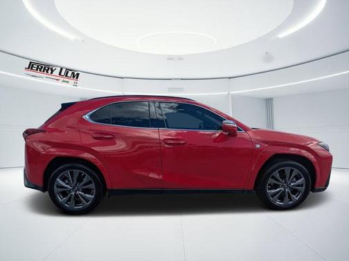 2023 Lexus UX 250h F SPORT Handling