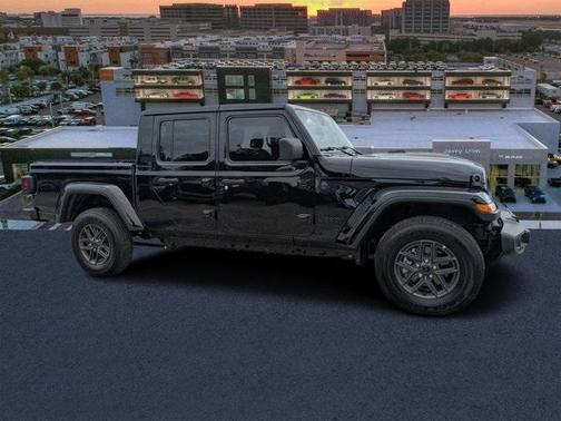 2025 Jeep Gladiator Sport