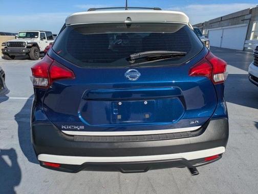 2018 Nissan Kicks SR