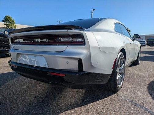 2024 Dodge Charger Daytona Scat Pack