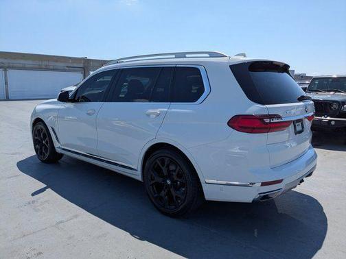 Alpine White 2020 BMW X7 xDrive40i