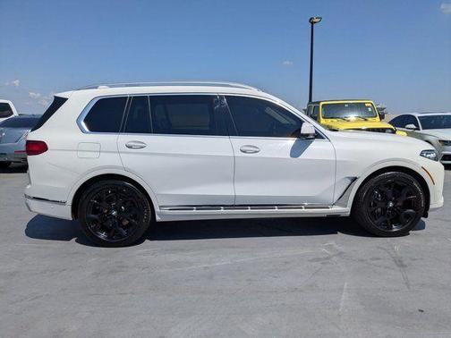 Alpine White 2020 BMW X7 xDrive40i