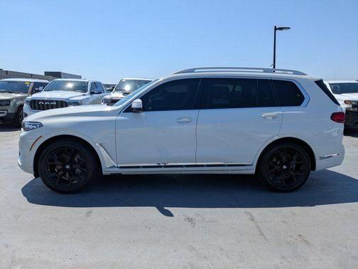 Alpine White 2020 BMW X7 xDrive40i