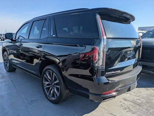 2022 Cadillac Escalade Sport