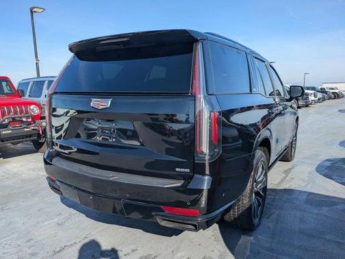 2022 Cadillac Escalade Sport