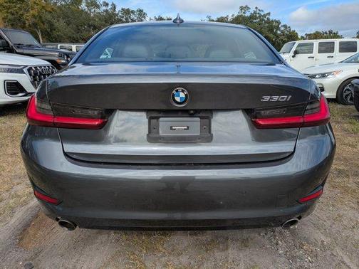 2022 BMW 330 i