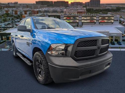 2022 RAM 1500 Classic Tradesman Crew Cab 4x2 57' Box
