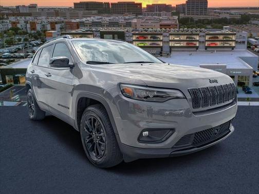 2023 Jeep Cherokee Altitude Lux 4x4